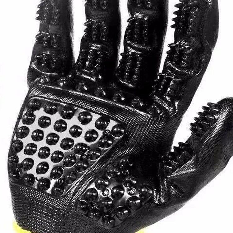 Transform Pet Grooming with the Pet Hair Grooming Glove